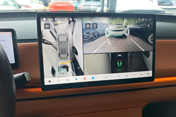 Used Leapmotor C10 2026 605 LiDAR Version Audio And AC Panel