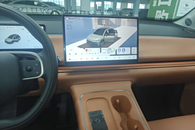 Used Leapmotor C10 2026 605 LiDAR Version Audio And AC Panel