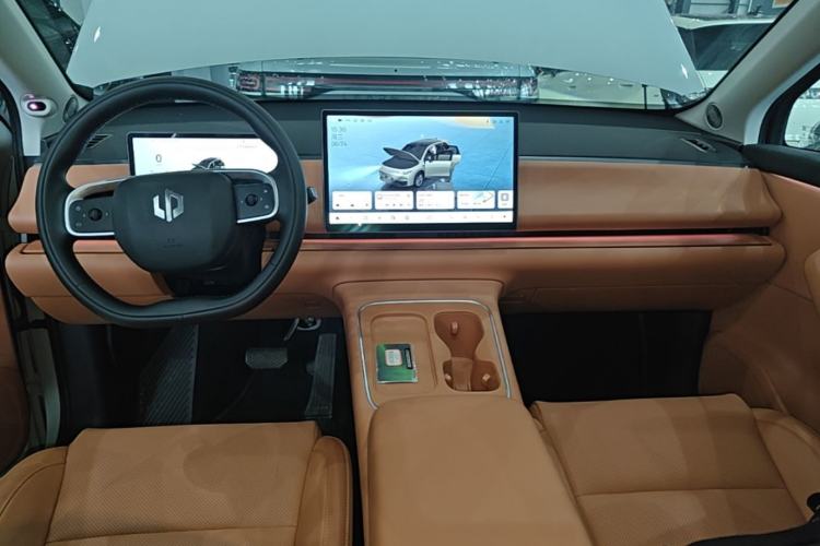 Used Leapmotor C10 2026 605 LiDAR Version Center Console