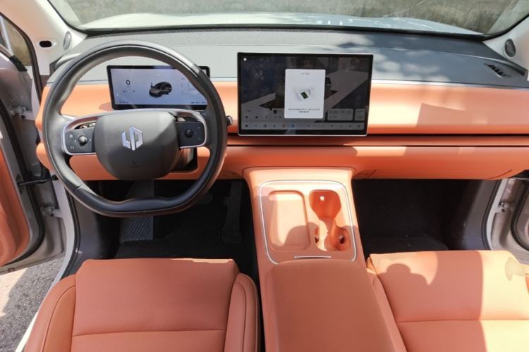 Used Leapmotor C10 2026 605 LiDAR Version Center Console