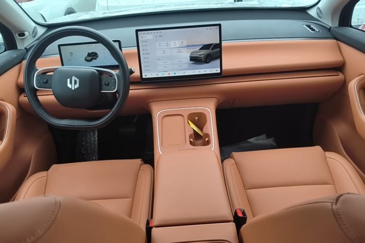 Used Leapmotor C10 2026 605 LiDAR Version Center Console