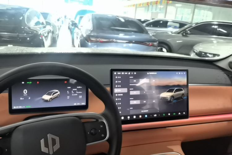 Used Leapmotor C10 2026 605 LiDAR Version Center Console