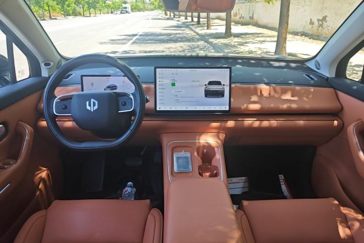 Used Leapmotor C10 2026 605 LiDAR Version Center Console