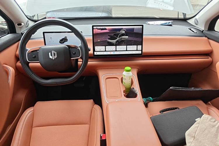 Used Leapmotor C10 2026 605 LiDAR Version Center Console