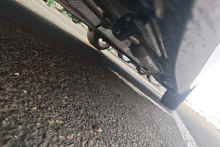 Used Leapmotor C10 2026 210 Joyful Edition Chassis Front Left