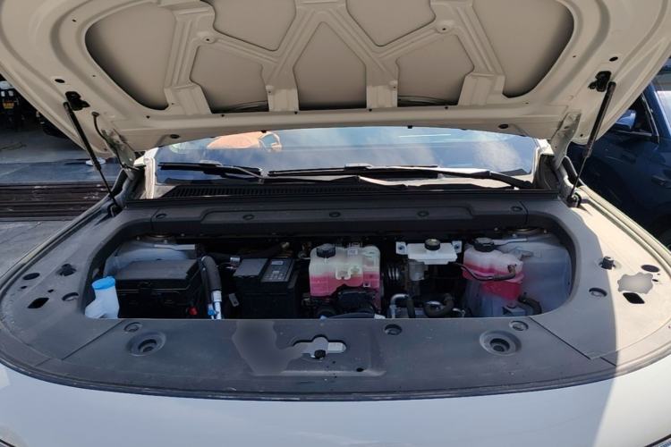 Used Leapmotor C10 2026 605 LiDAR Version Engine Bay