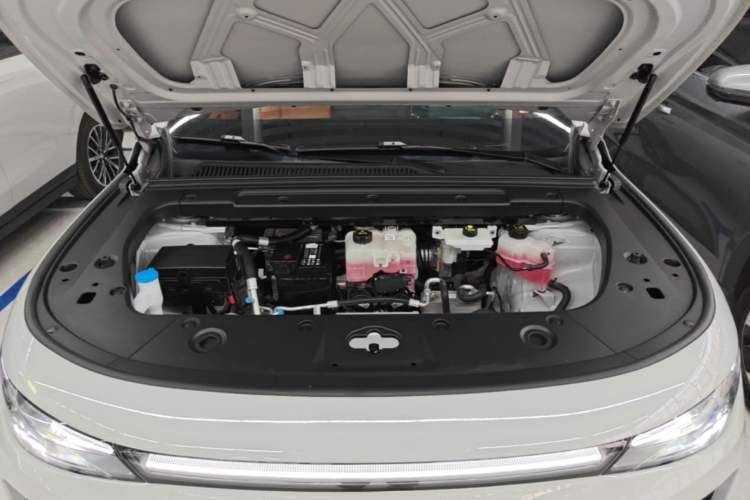 Used Leapmotor C10 2026 605 LiDAR Version Engine Bay