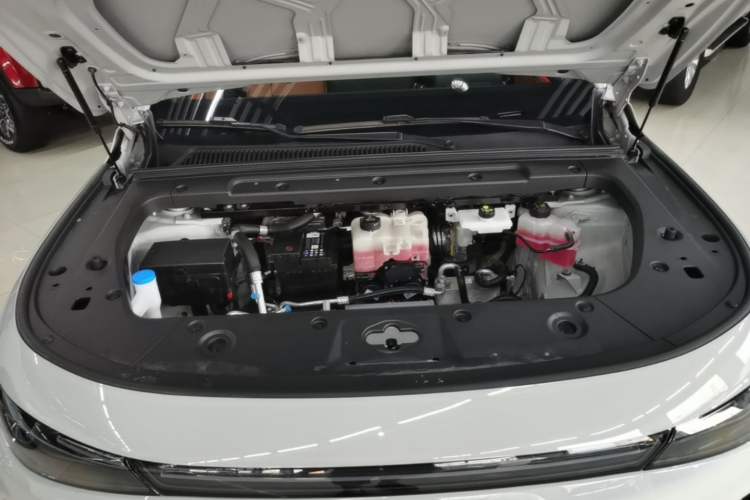 Used Leapmotor C10 2026 605 LiDAR Version Engine Bay