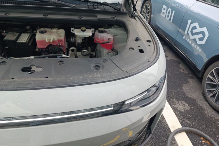 Used Leapmotor C10 2026 605 LiDAR Version Engine Bay Left