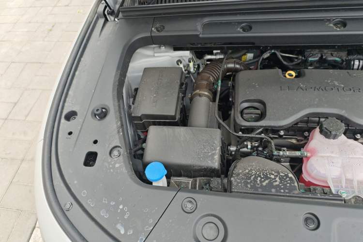 Used Leapmotor C10 2026 210 LiDAR Version Engine Bay Right
