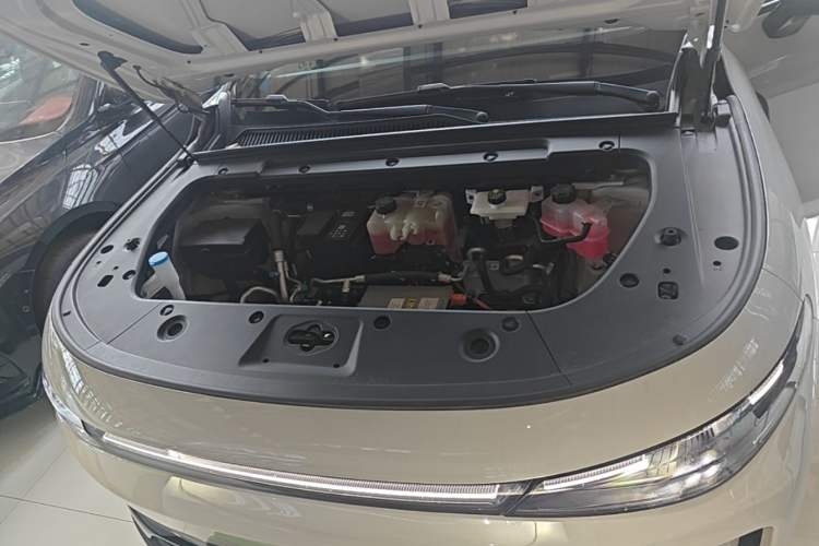 Used Leapmotor C10 2026 605 LiDAR Version Engine Bay