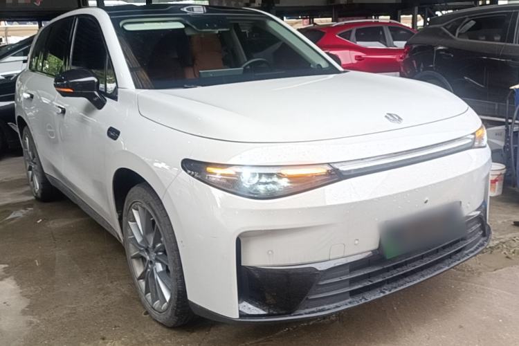 Used Leapmotor C10 2026 605 LiDAR Version Front Right 45 Deg