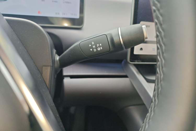 Used Leapmotor C10 2026 210 LiDAR Version Gear Lever