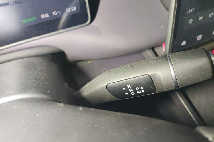 Used Leapmotor C10 2026 210 LiDAR Version Gear Lever