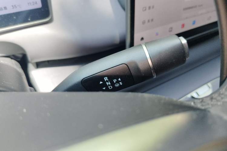 Used Leapmotor C10 2026 605 Enjoyment Edition Gear Lever