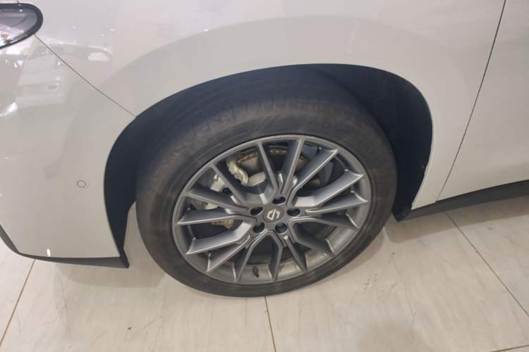 Used Leapmotor C10 2026 605 LiDAR Version Left Front Wheel Hub