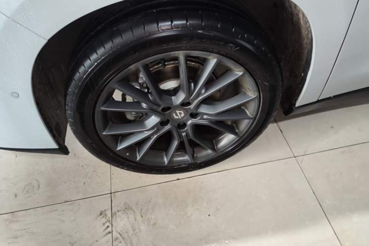 Used Leapmotor C10 2026 605 Enjoyment Edition Left Front Wheel Hub