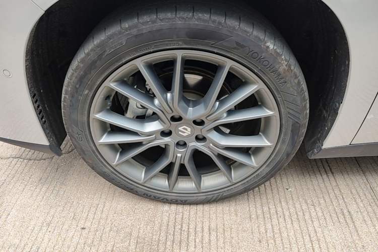 Used Leapmotor C10 2026 605 LiDAR Version Left Front Wheel Hub