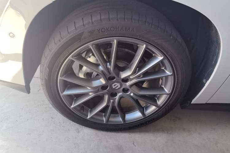 Used Leapmotor C10 2026 605 LiDAR Version Left Front Wheel Hub