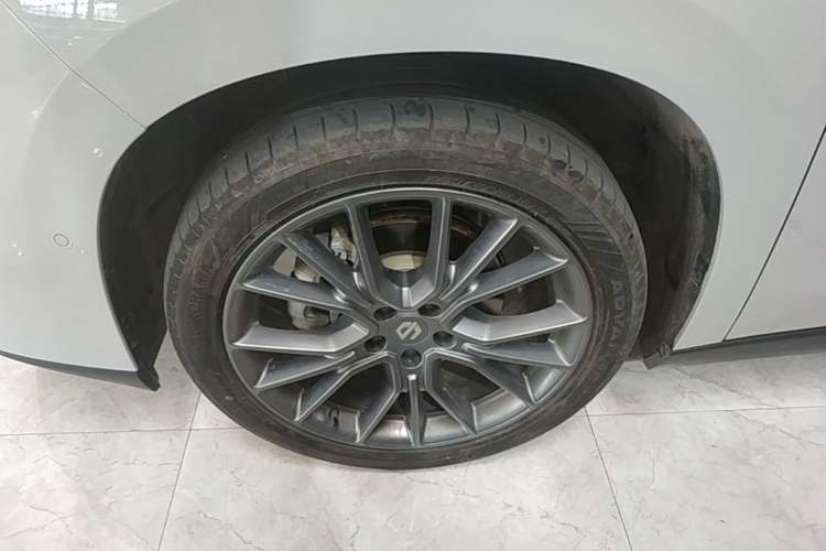 Used Leapmotor C10 2026 605 LiDAR Version Left Front Wheel Hub