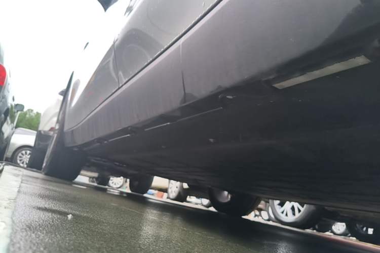 Used Leapmotor C10 2026 605 LiDAR Version Left Side Sill