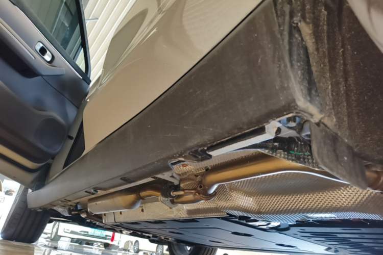 Used Leapmotor C10 2026 210 Joyful Edition Left Side Sill