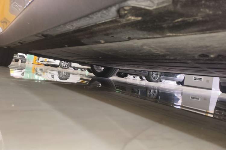 Used Leapmotor C10 2026 605 LiDAR Version Left Side Sill