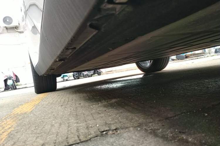 Used Leapmotor C10 2026 605 LiDAR Version Left Side Sill