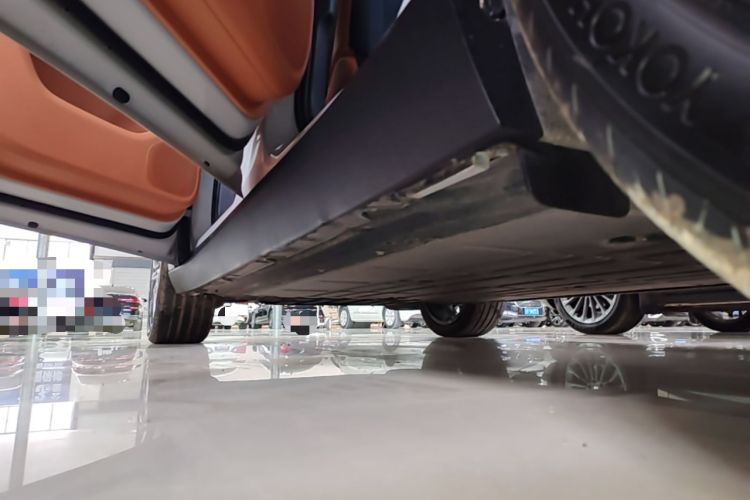Used Leapmotor C10 2026 605 LiDAR Version Left Side Sill