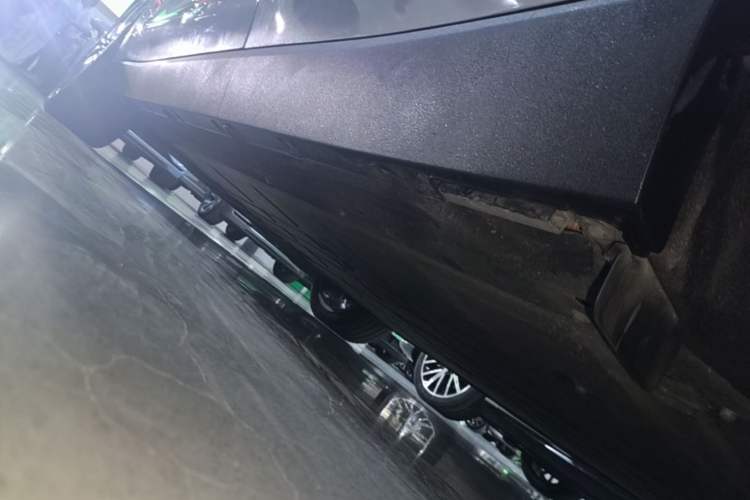Used Leapmotor C10 2026 605 LiDAR Version Left Side Sill