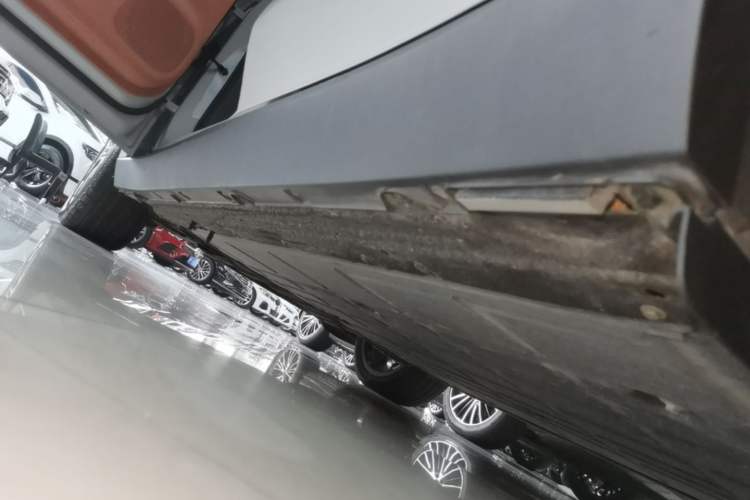 Used Leapmotor C10 2026 605 LiDAR Version Left Side Sill