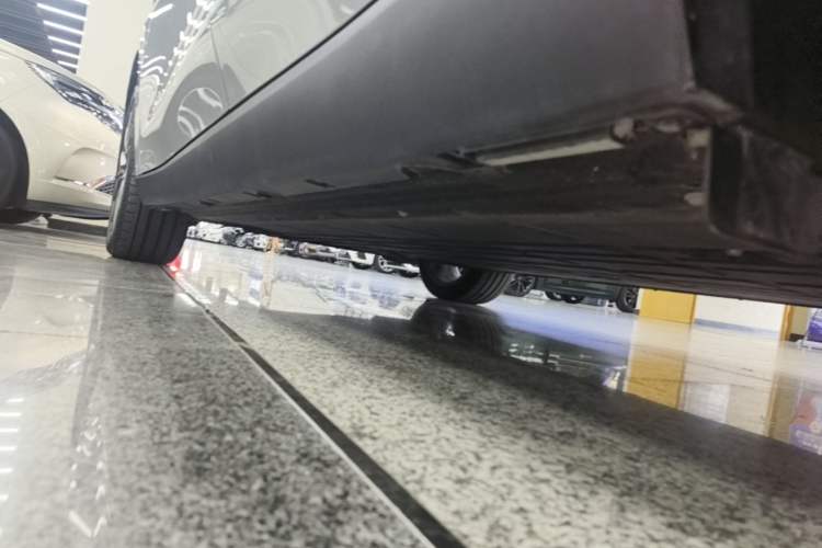 Used Leapmotor C10 2026 605 LiDAR Version Left Side Sill