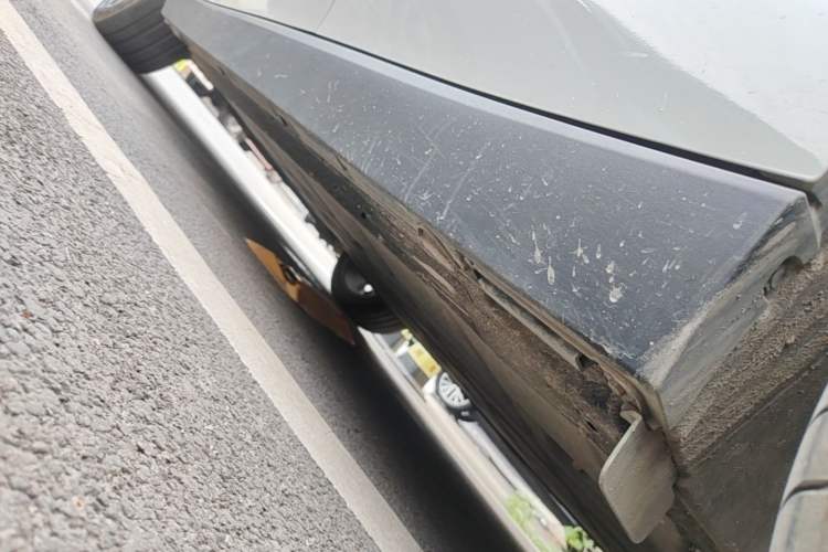 Used Leapmotor C10 2026 605 LiDAR Version Left Side Sill