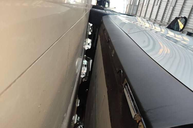 Used Leapmotor C10 2026 605 LiDAR Version Left Side Sill
