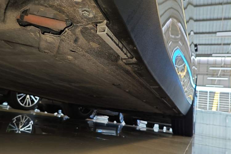 Used Leapmotor C10 2026 605 LiDAR Version Left Side Sill