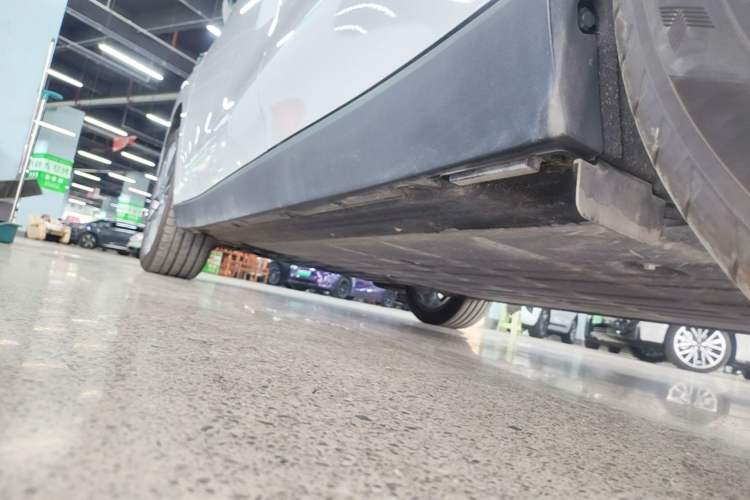 Used Leapmotor C10 2026 605 LiDAR Version Left Side Sill