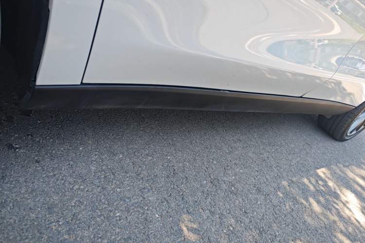 Used Leapmotor C10 2026 605 LiDAR Version Left Side Sill