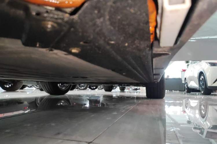 Used Leapmotor C10 2026 605 LiDAR Version Left Side Sill
