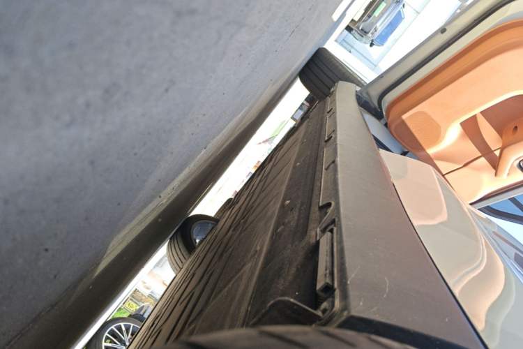 Used Leapmotor C10 2026 605 LiDAR Version Left Side Sill