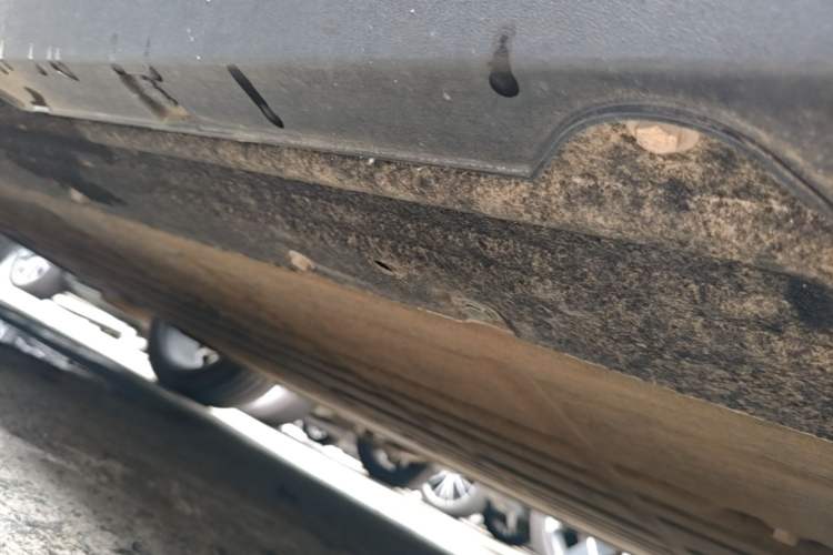 Used Leapmotor C10 2026 605 LiDAR Version Left Side Sill