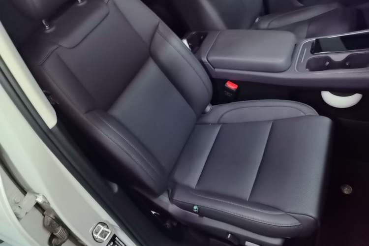 Used Leapmotor C10 2026 605 LiDAR Version Right Front Seat