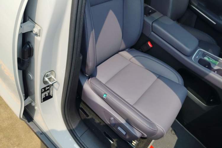 Used Leapmotor C10 2026 605 Enjoyment Edition Right Front Seat