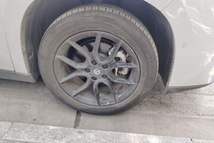 Used Leapmotor C10 2026 605 Enjoyment Edition Right Front Wheel Hub