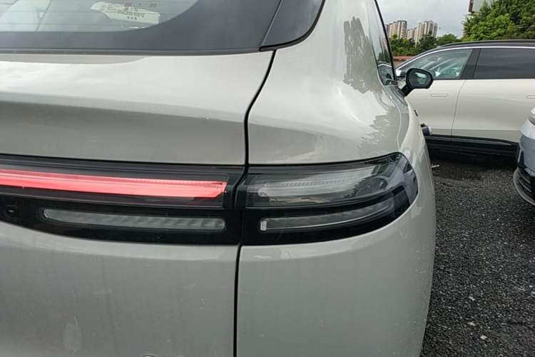 Used Leapmotor C10 2026 210 LiDAR Version Right Rear Taillight