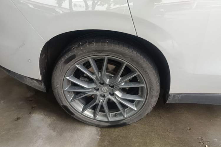 Used Leapmotor C10 2026 605 LiDAR Version Right Rear Wheel Hub