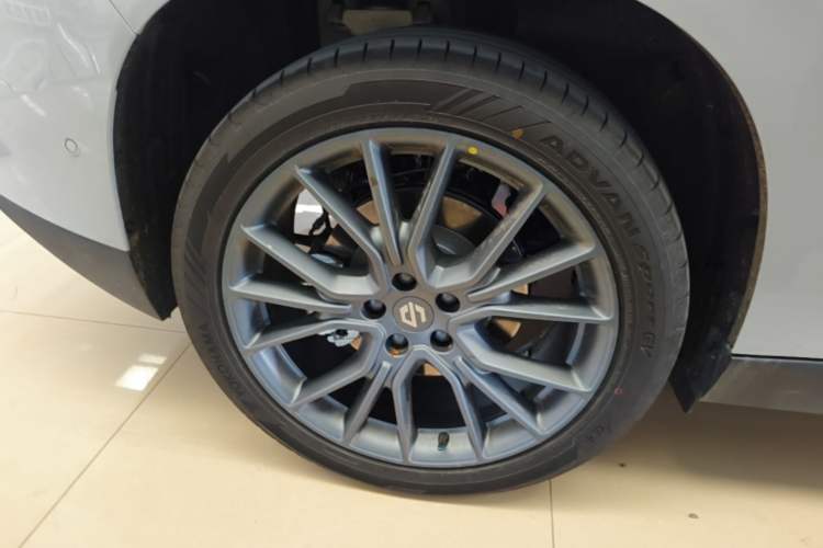 Used Leapmotor C10 2026 210 Joyful Edition Right Rear Wheel Hub
