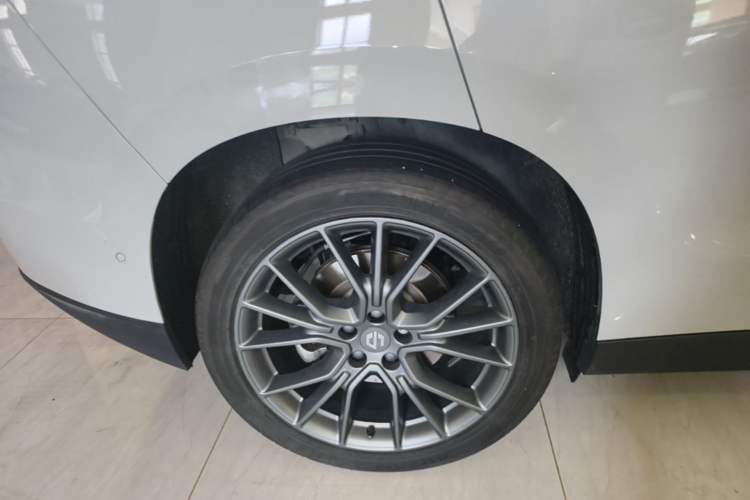 Used Leapmotor C10 2026 605 LiDAR Version Right Rear Wheel Hub
