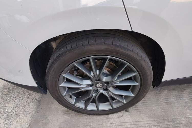 Used Leapmotor C10 2026 605 LiDAR Version Right Rear Wheel Hub