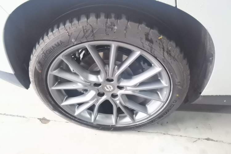 Used Leapmotor C10 2026 605 LiDAR Version Right Rear Wheel Hub