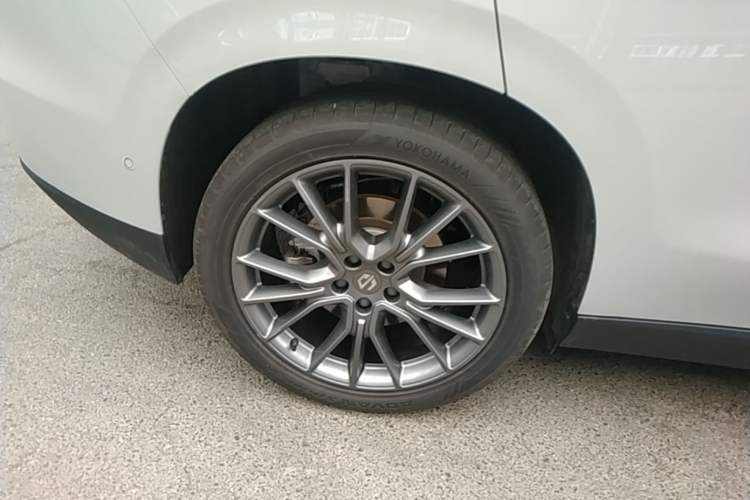 Used Leapmotor C10 2026 605 LiDAR Version Right Rear Wheel Hub
